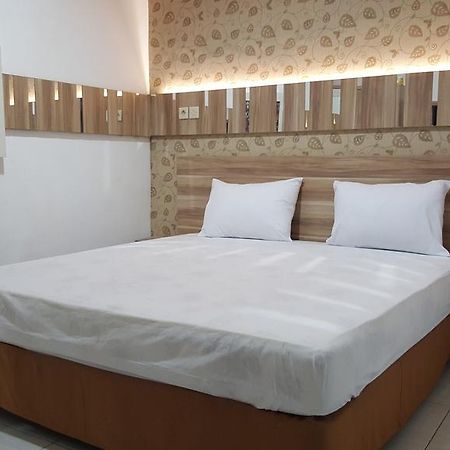 Omah Seroja Hotel Semarang Kültér fotó