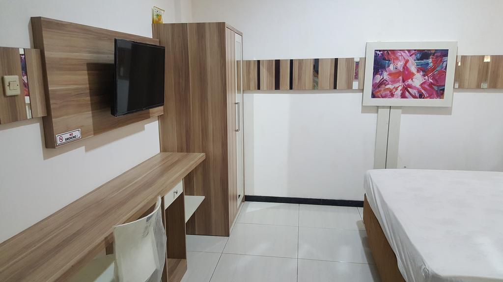Omah Seroja Hotel Semarang Kültér fotó
